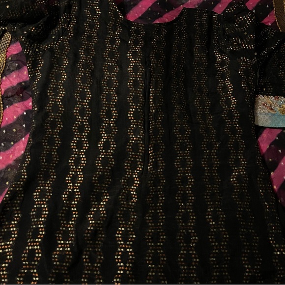 Pakistani Black Gold Pink and Blue Shalwar Kameez - Picture 12 of 15